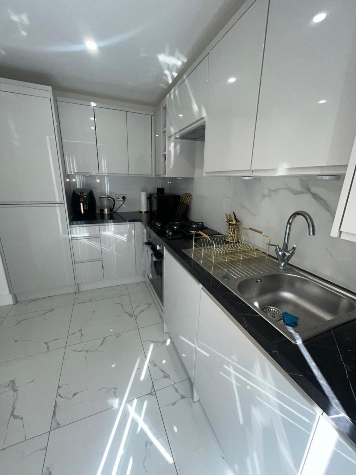 Luxury 1 Bedroom Apartment Bromley إلثام المظهر الخارجي الصورة